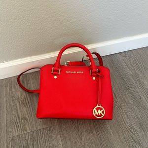 Michael Kors cross body purse